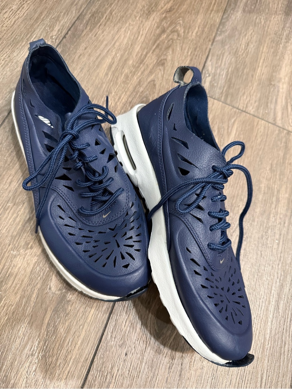 Nike Women’s Navy Blue Lace-Up Perforated Sneakers